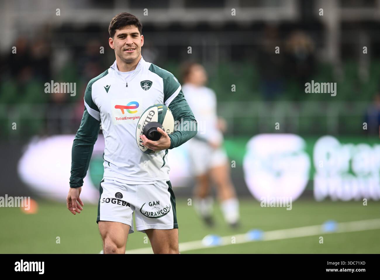 Thibault Daubagna Of Section Paloise Pau During The Top 14 Match