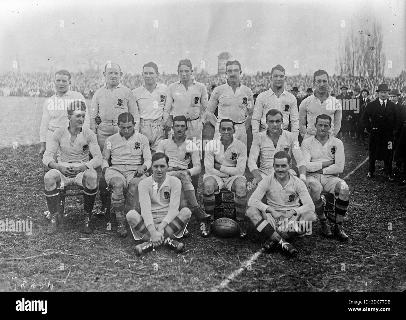 Rugby in 1920s hi-res stock photography and images - Alamy