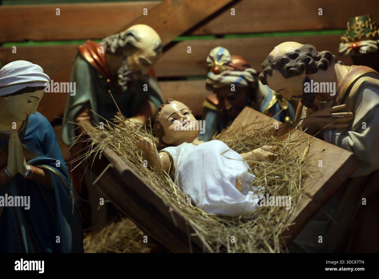 Traditional Nativity Scene with Baby Jesus in manger and Holy Family ...