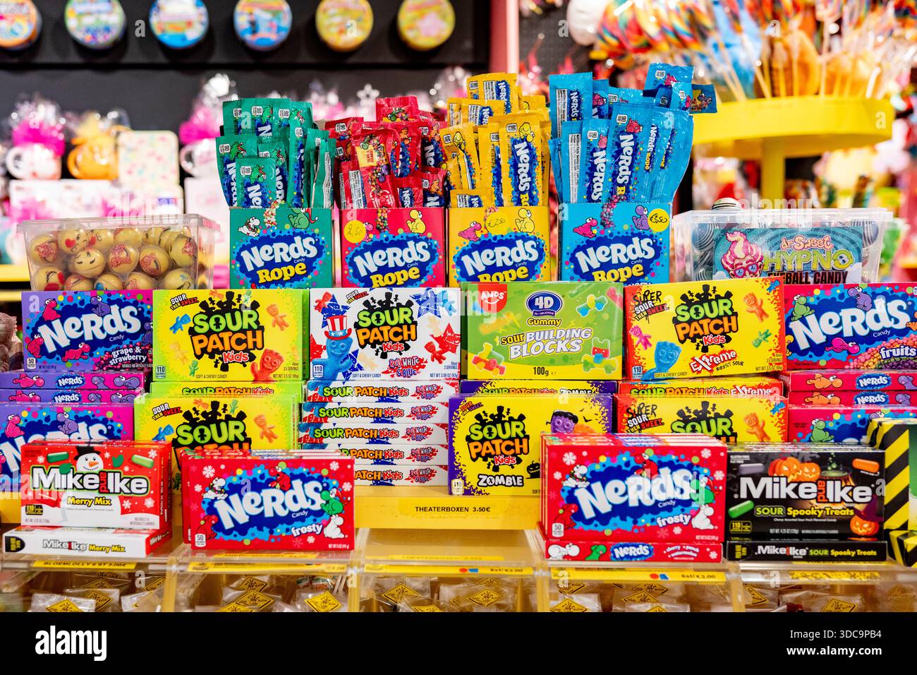 kingston candy & tobacco co World Stick Cigarettes / Display Box of 24 : Health Household Candy Cigarettes Kayson's Candy