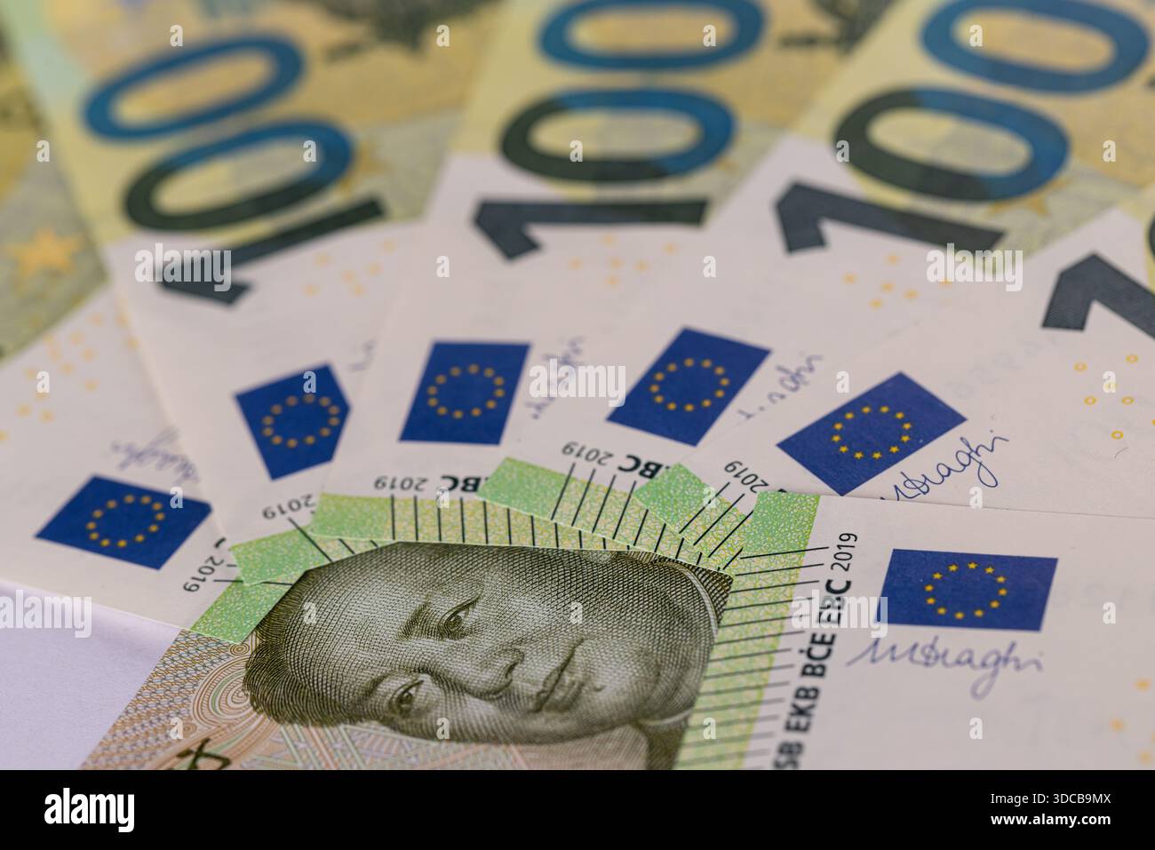 Macro Portrait of Mao Zedong on Chinese Yuan with Fan of 100 Euro ...