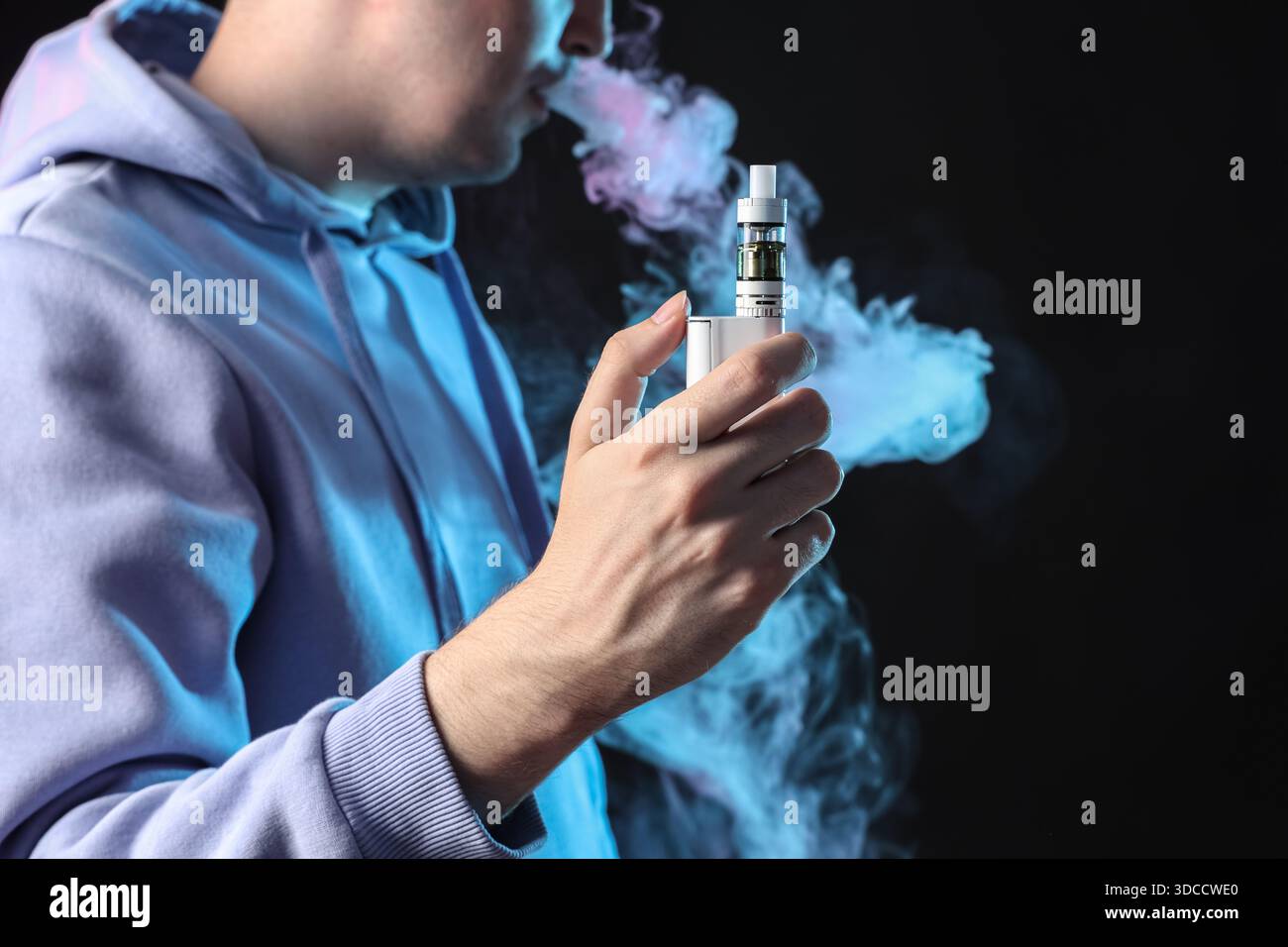 photos de e.smooking - cigarette électronique mende Kit de démarrage E Cigarette main image 0