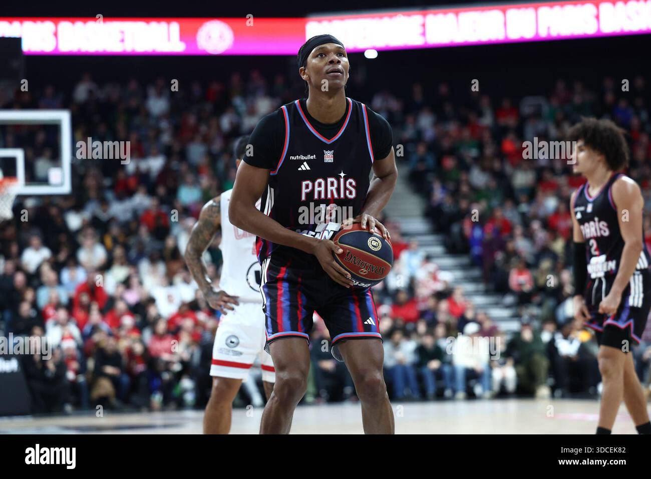 Paris Basketball defeats Žalgiris Kaunas 82-78 for first EuroLeague win Paris Basketball defeats Žalgiris Kaunas 82-78 for first EuroLeague win