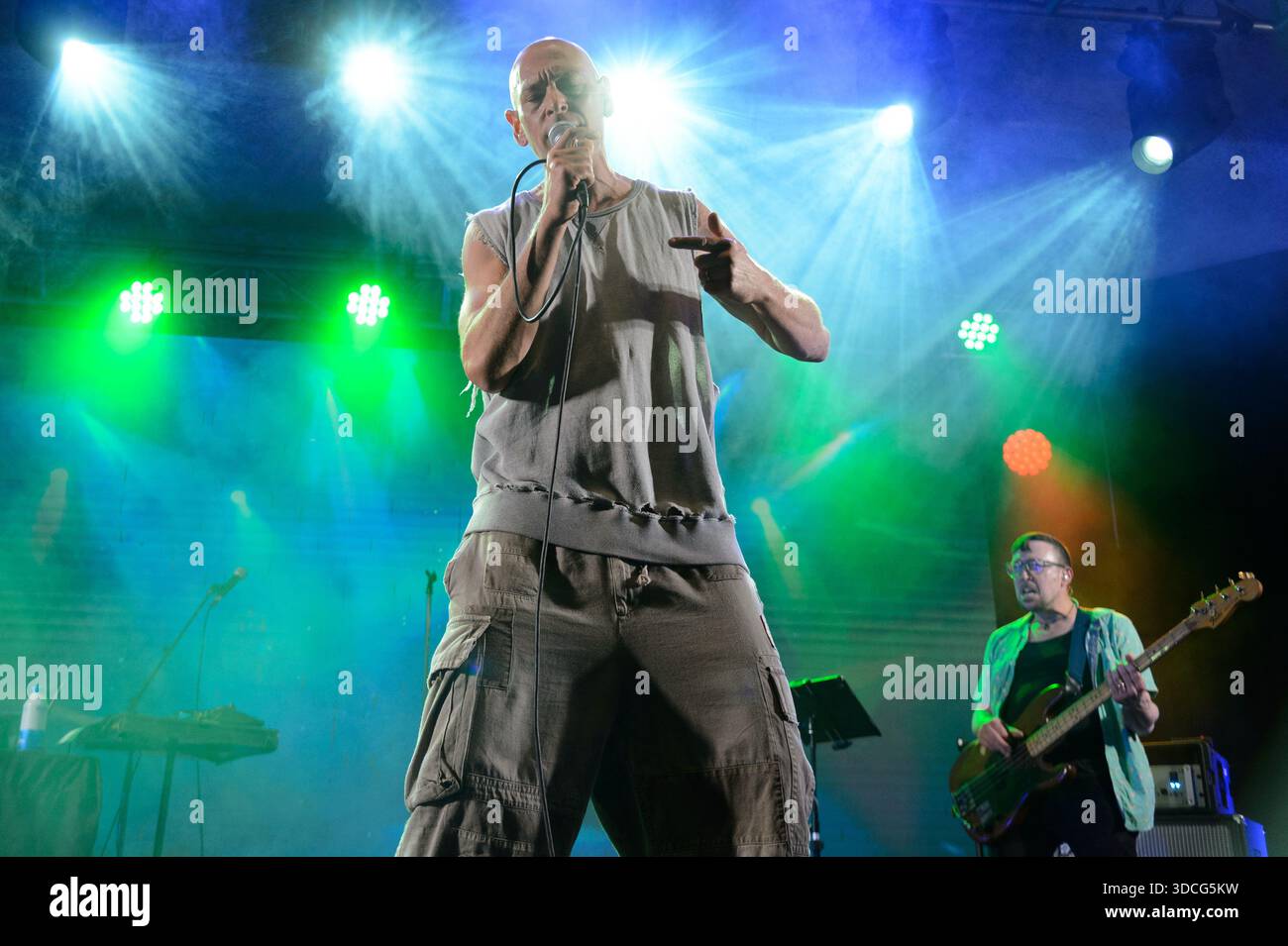 Matisyahu and Jason Fraticelli perform in Miami Beach, Florida, on ...