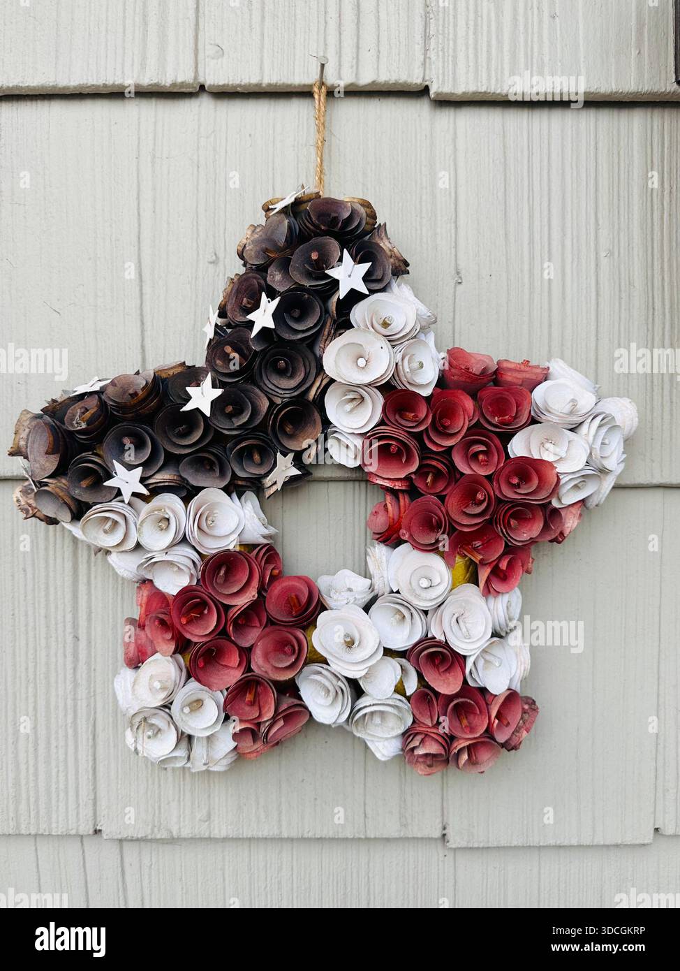 Handmade Star-Shaped Decorative Wreath on Residential Exterior in California - Smartphone Captured Stock Image