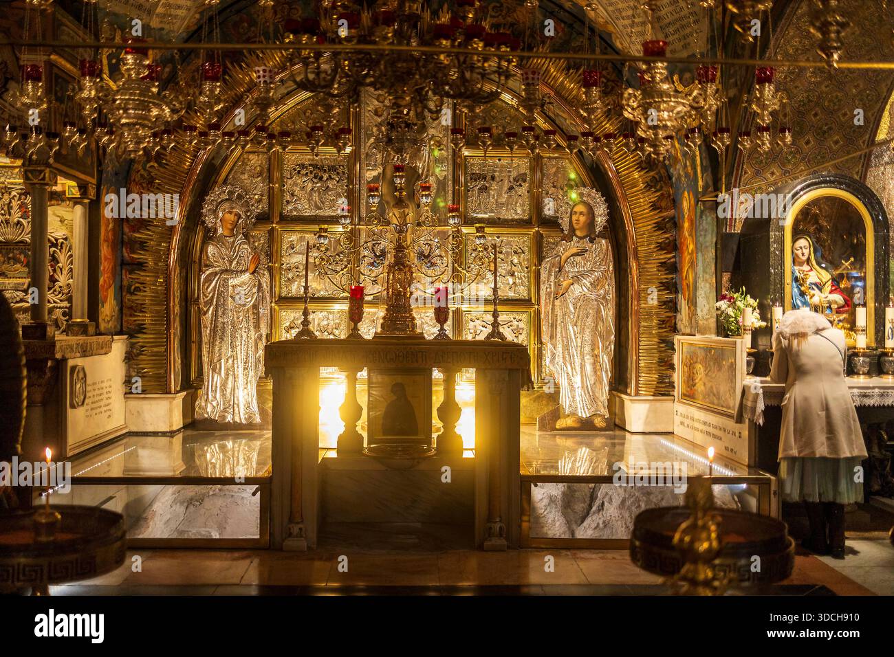 Altar panels hi-res stock photography and images - Alamy