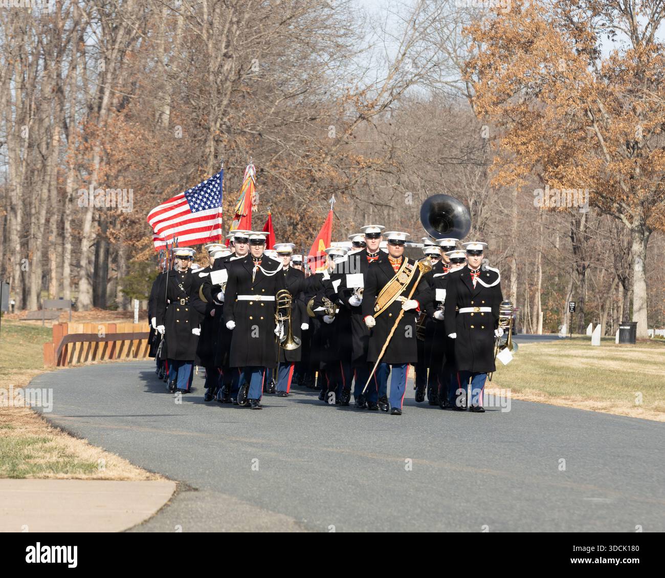 Military funeral honors hi-res stock photography and images - Alamy