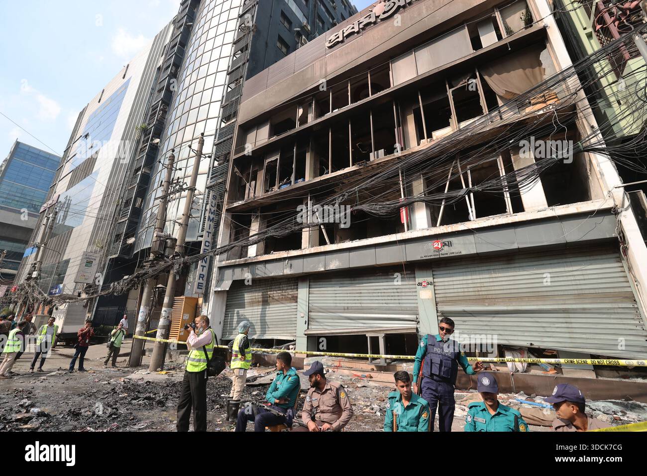 Prothom alo hi-res stock photography and images - Alamy