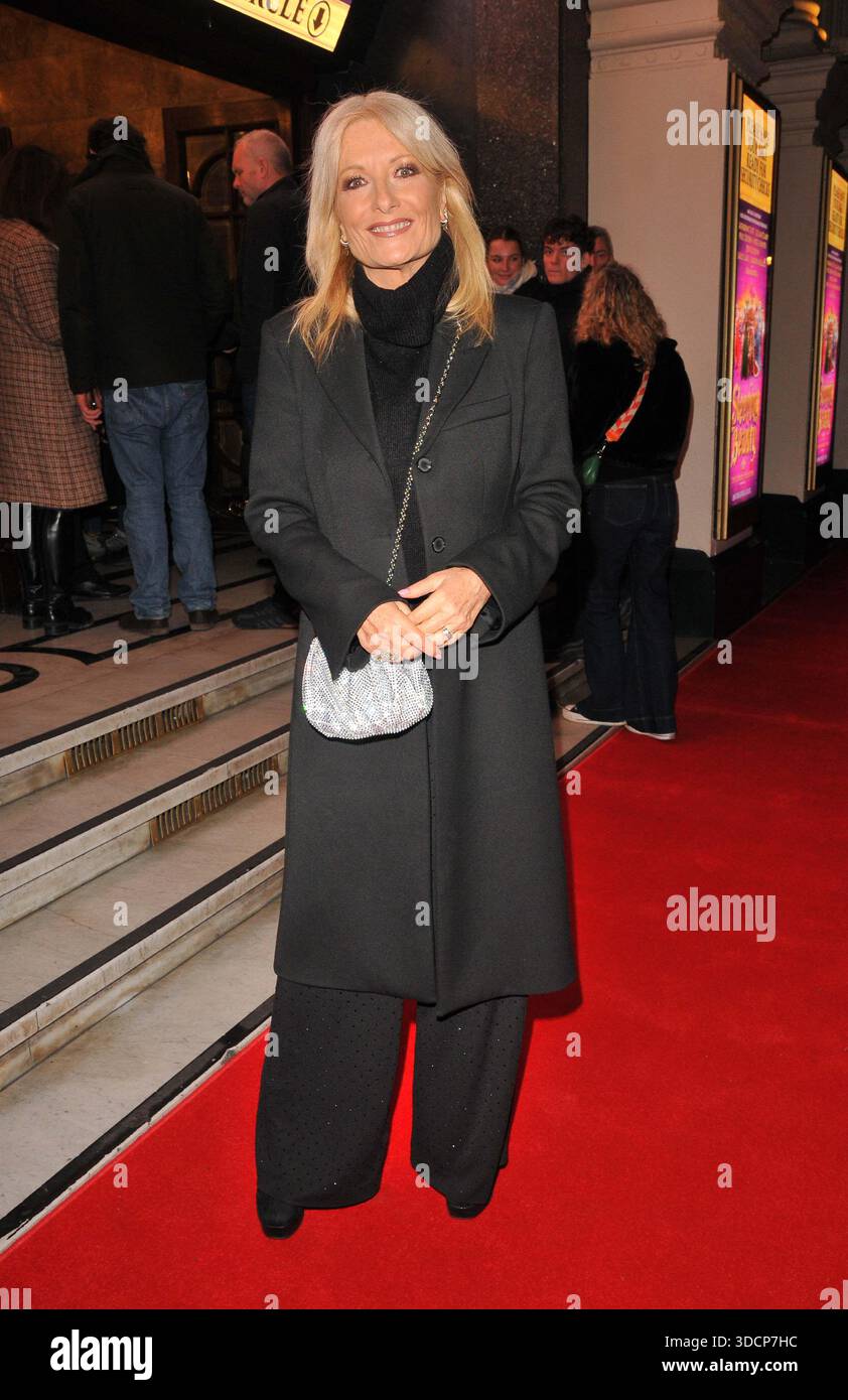 gaby-roslin-at-the-sleeping-beauty-panto-press-night-the-london