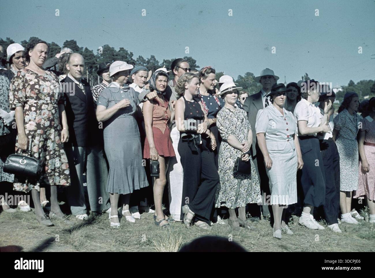 1930s fashion women hi-res stock photography and images - Alamy