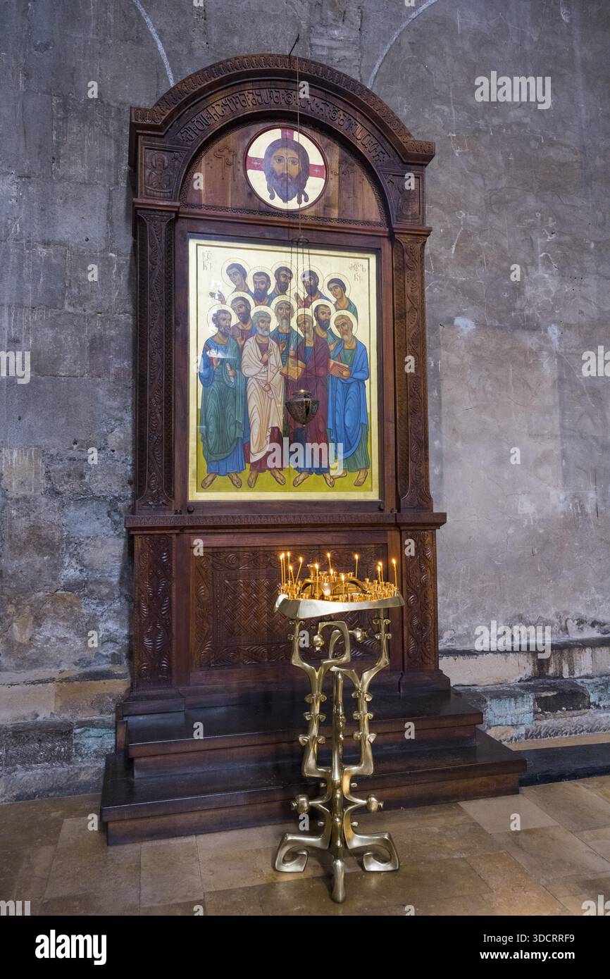 Wooden altar icons saints hi-res stock photography and images - Alamy