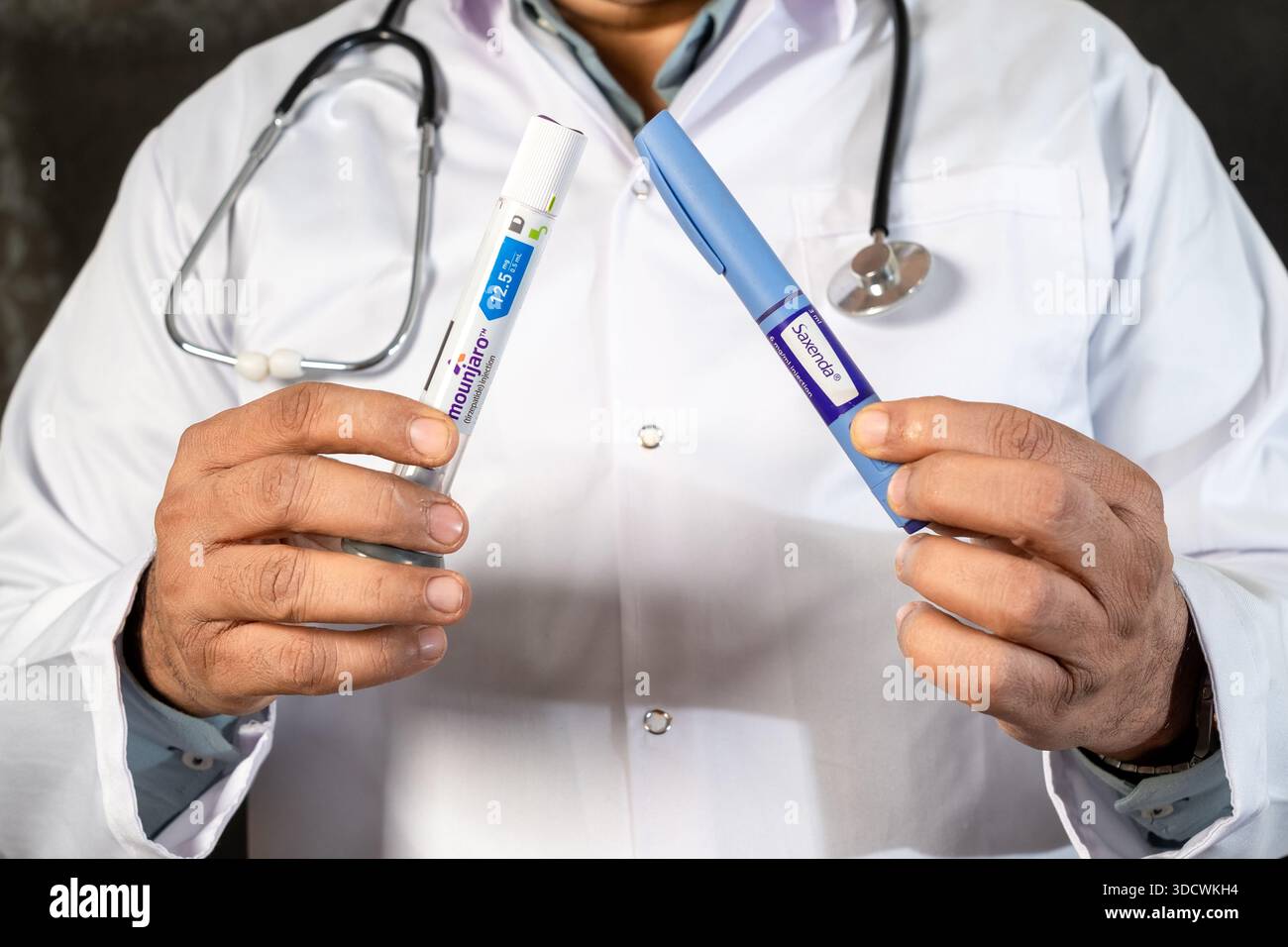 Endocrine Injection The endocrine system hi-res stock photography and images - Alamy