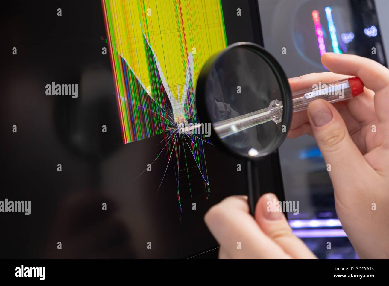 Help data on screen glitch hi-res stock photography and images - Alamy