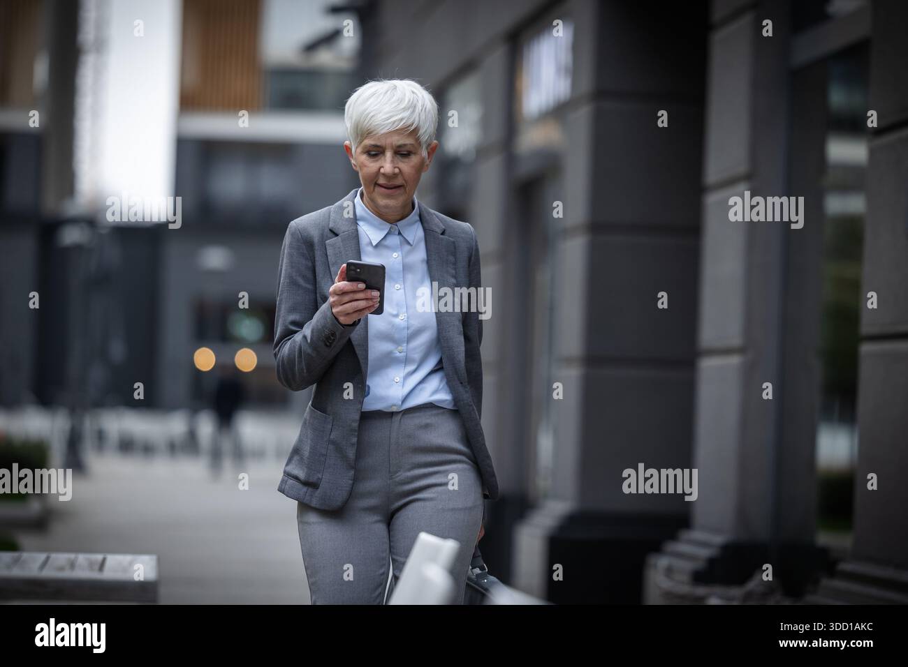 Professional businesswoman in suit hi-res stock photography and images ...