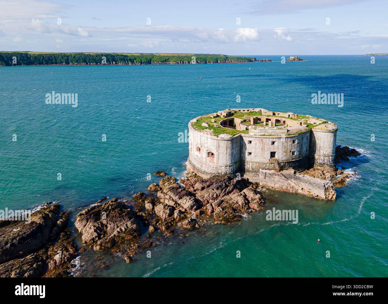 Stack Rock Fort, Pembrokeshire, Wales Stock Photo - Alamy