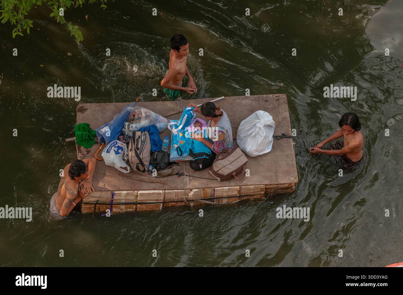Refugees displaced persons in south east asia hi-res stock photography ...