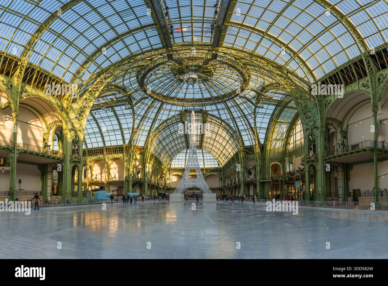 Paris, France - 12 27 2025: Le Grand Palais des Glaces: Panoramic