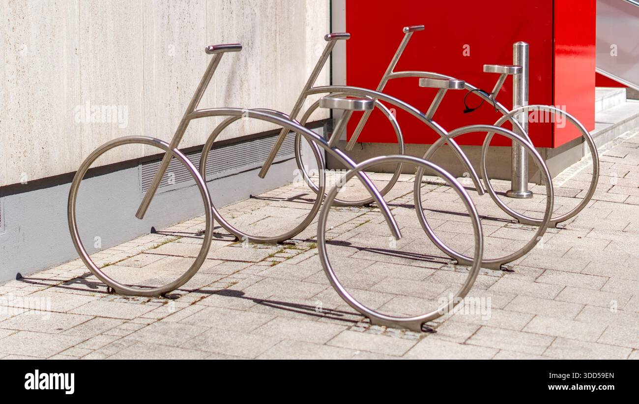 Modern bicycle racks line hi-res stock photography and images - Alamy