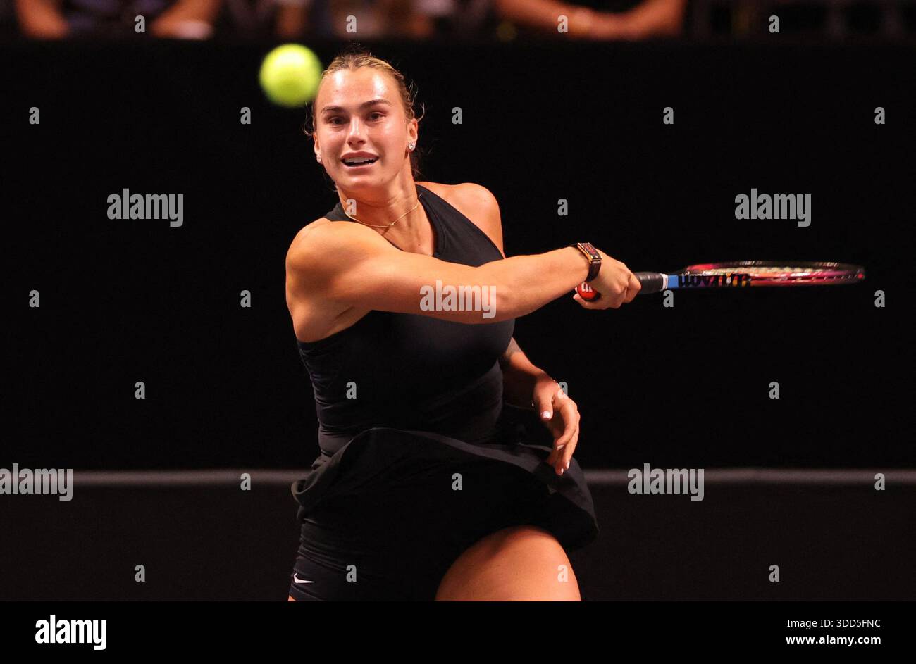 aryna-sabalenka-plays-a-forehand-against-nick-kyrgios-during-their