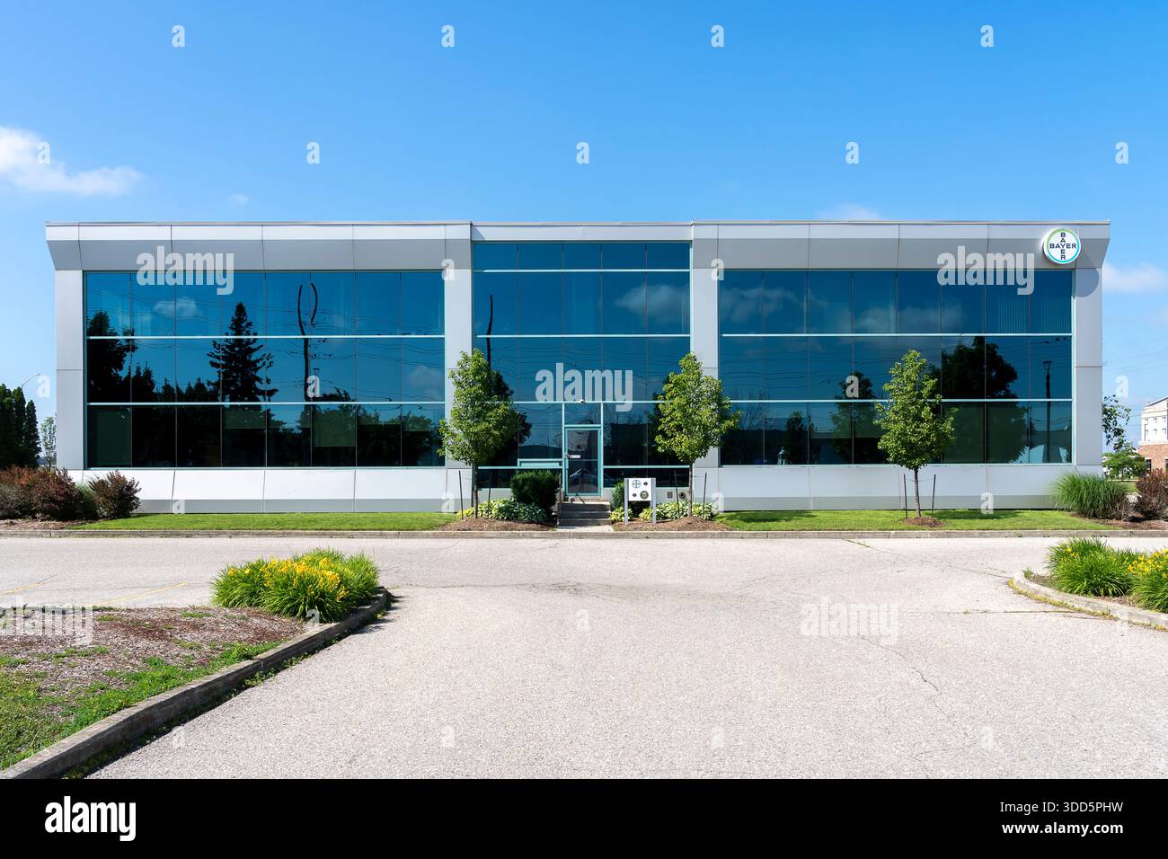 Bayer building hi-res stock photography and images - Alamy