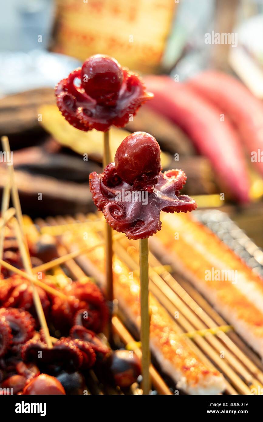 Tako tamago hi-res stock photography and images - Alamy