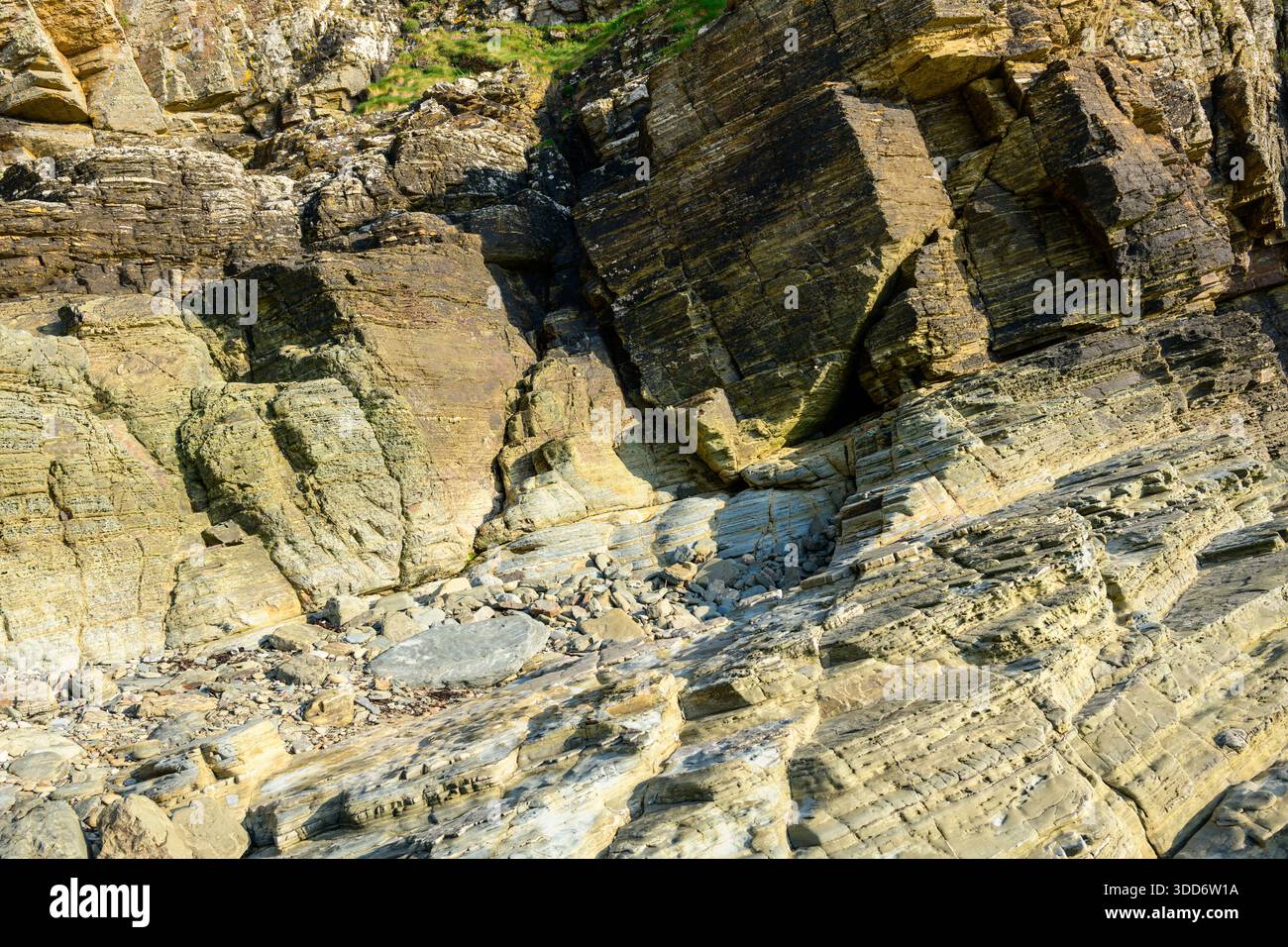 Angualr Rocks Abstract display layered textures hi-res stock photography and images ...