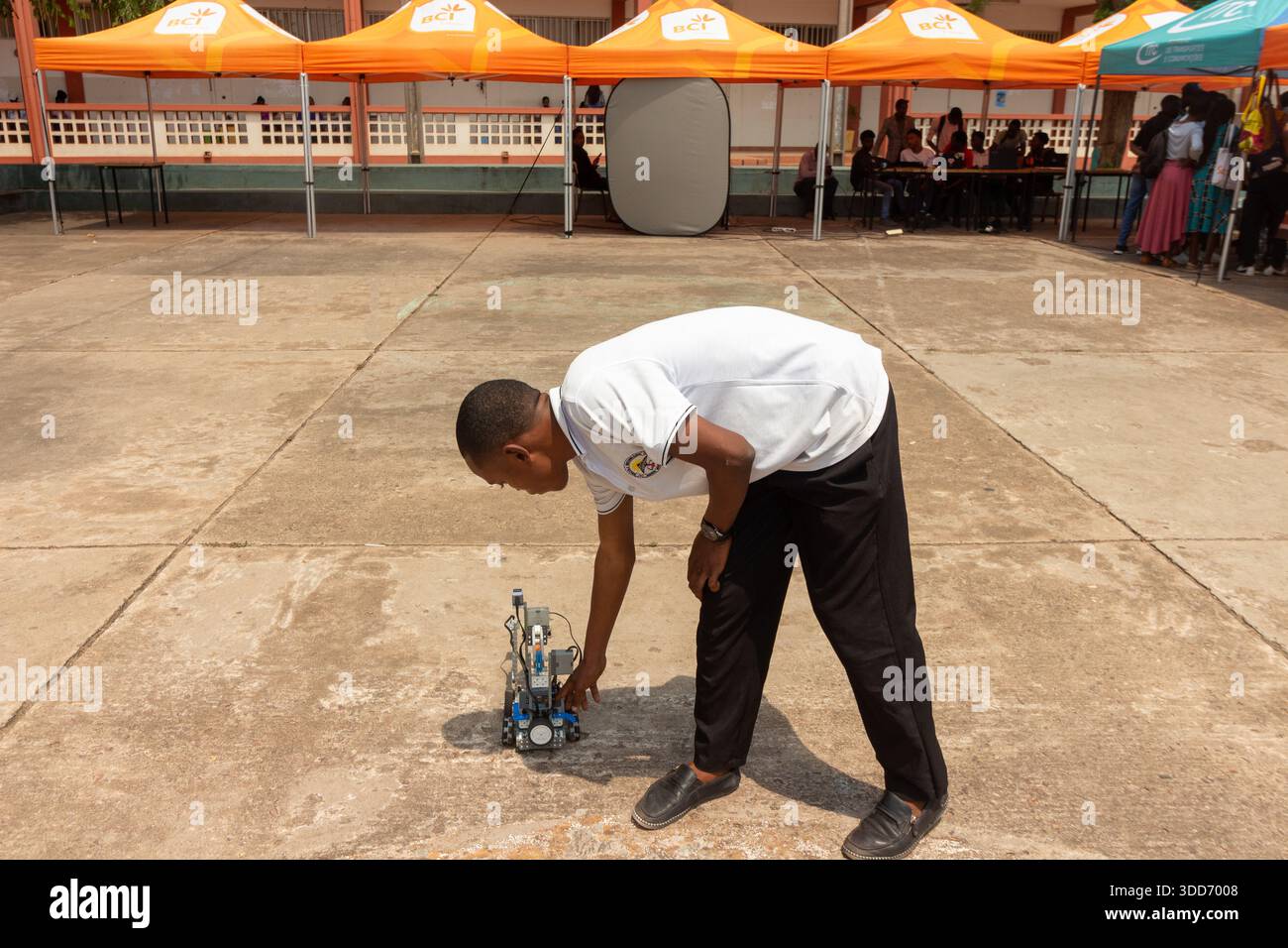 Students assemble and test an educational robot using electronic parts Stock Photo