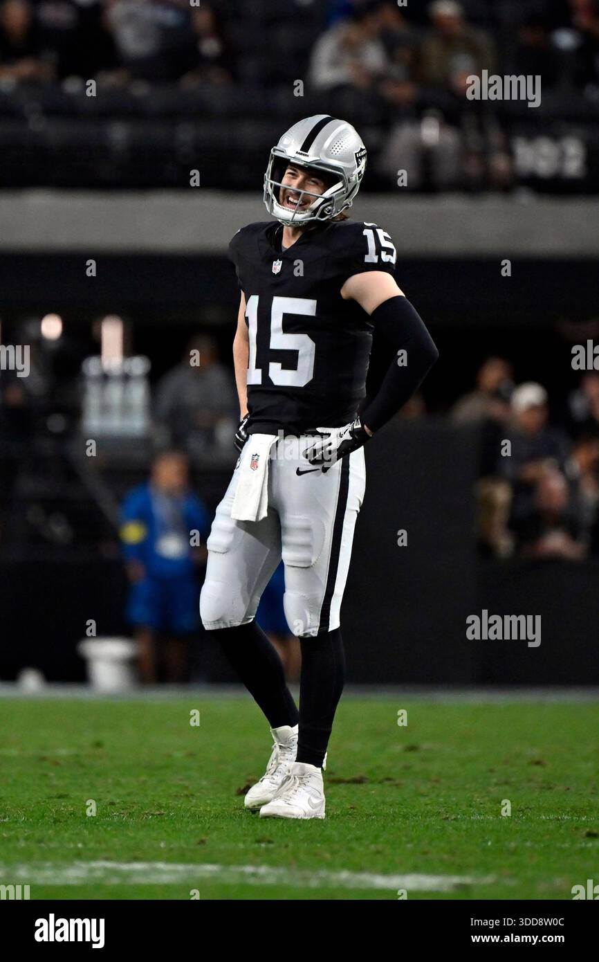 Raiders quarterback Kenny Pickett (15) smiles during an NFL football ...