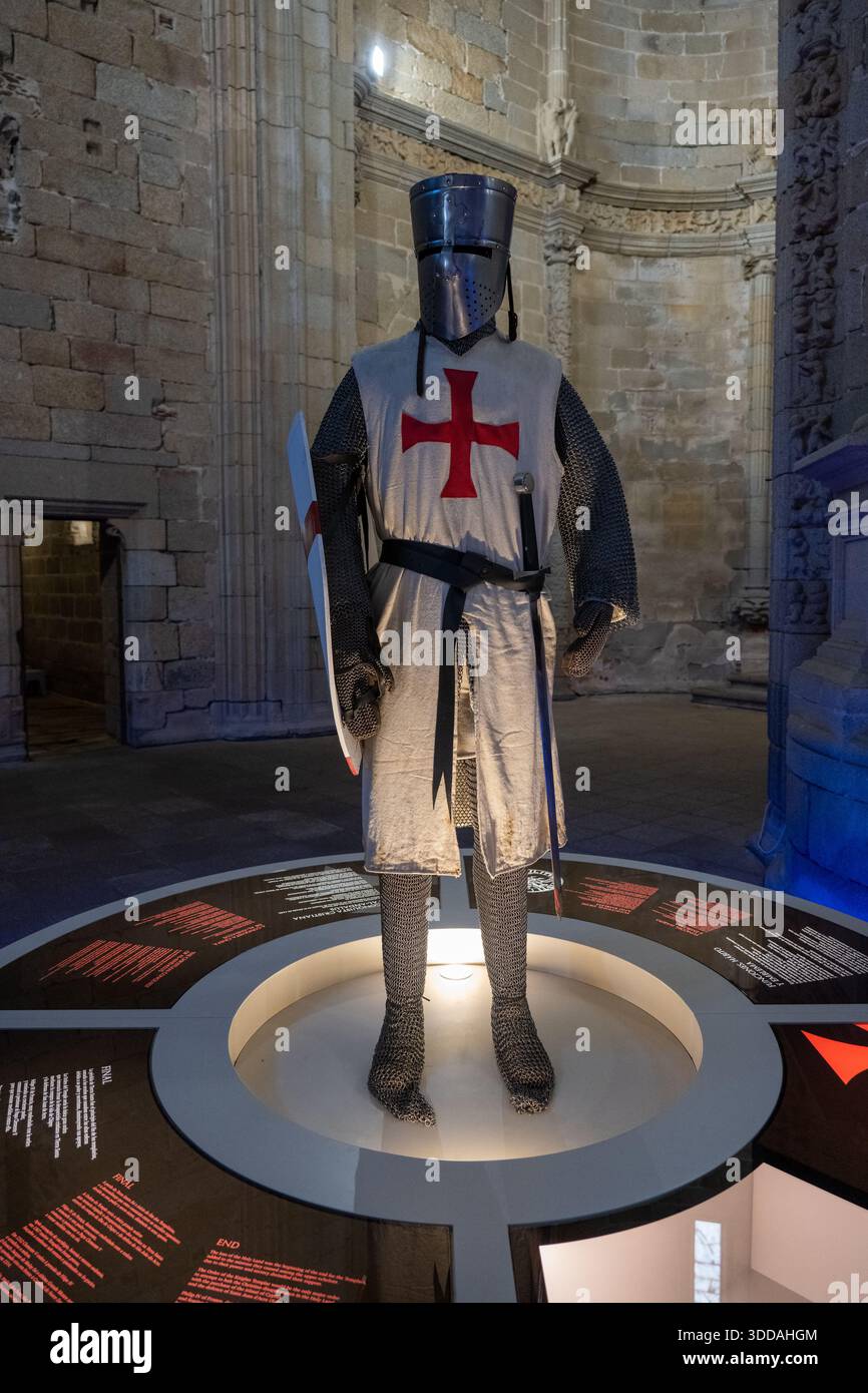 Knight’s armour, medieval, plate armour, chainmail, helmet, gauntlets ...