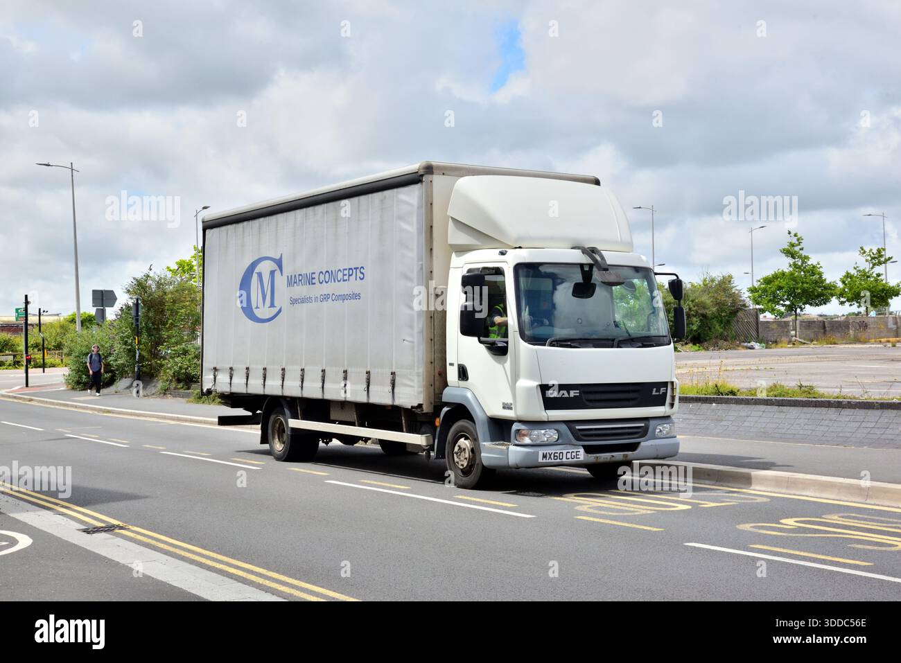 Rigid sided truck hi-res stock photography and images - Alamy