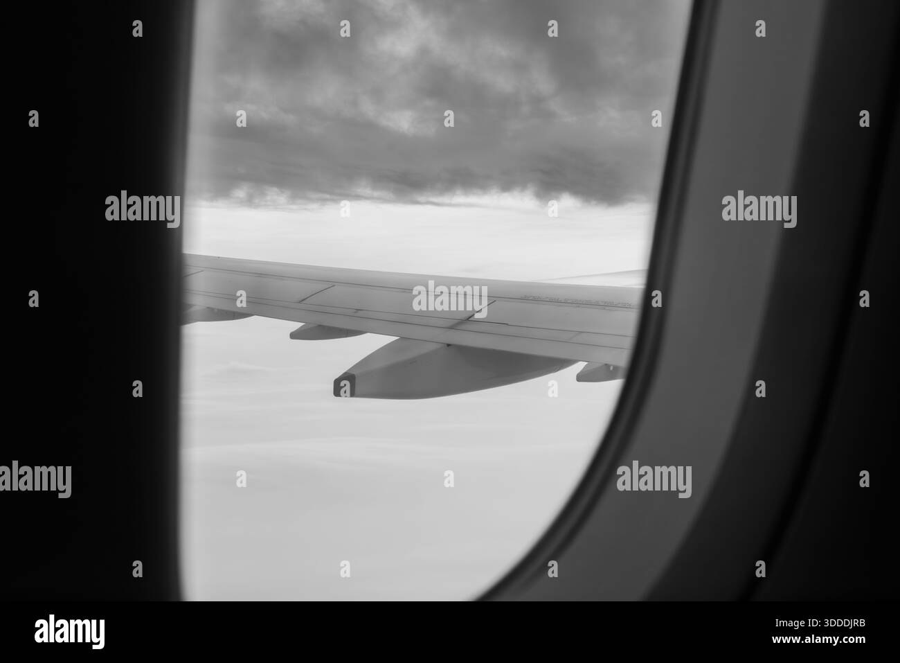 Aircraft altitude cloud Black and White Stock Photos & Images - Alamy