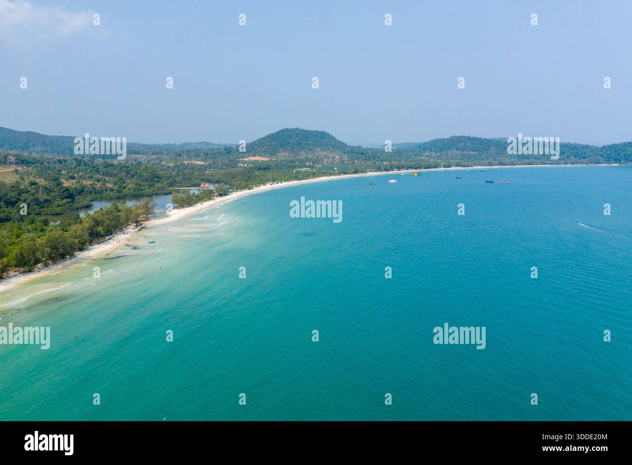Aerial view shows waves rolling hi-res stock photography and images - Alamy