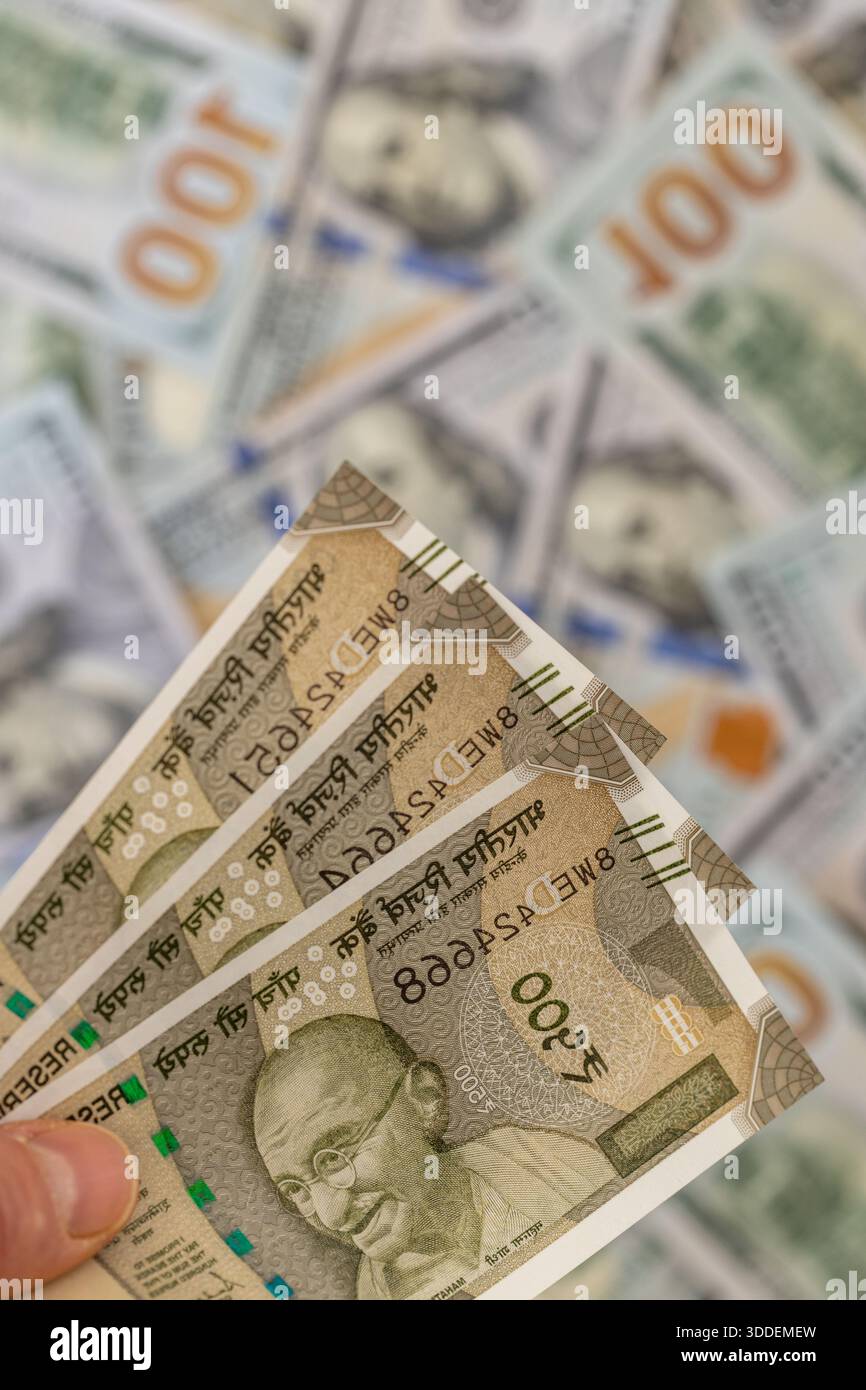 Usd inr hi-res stock photography and images - Alamy