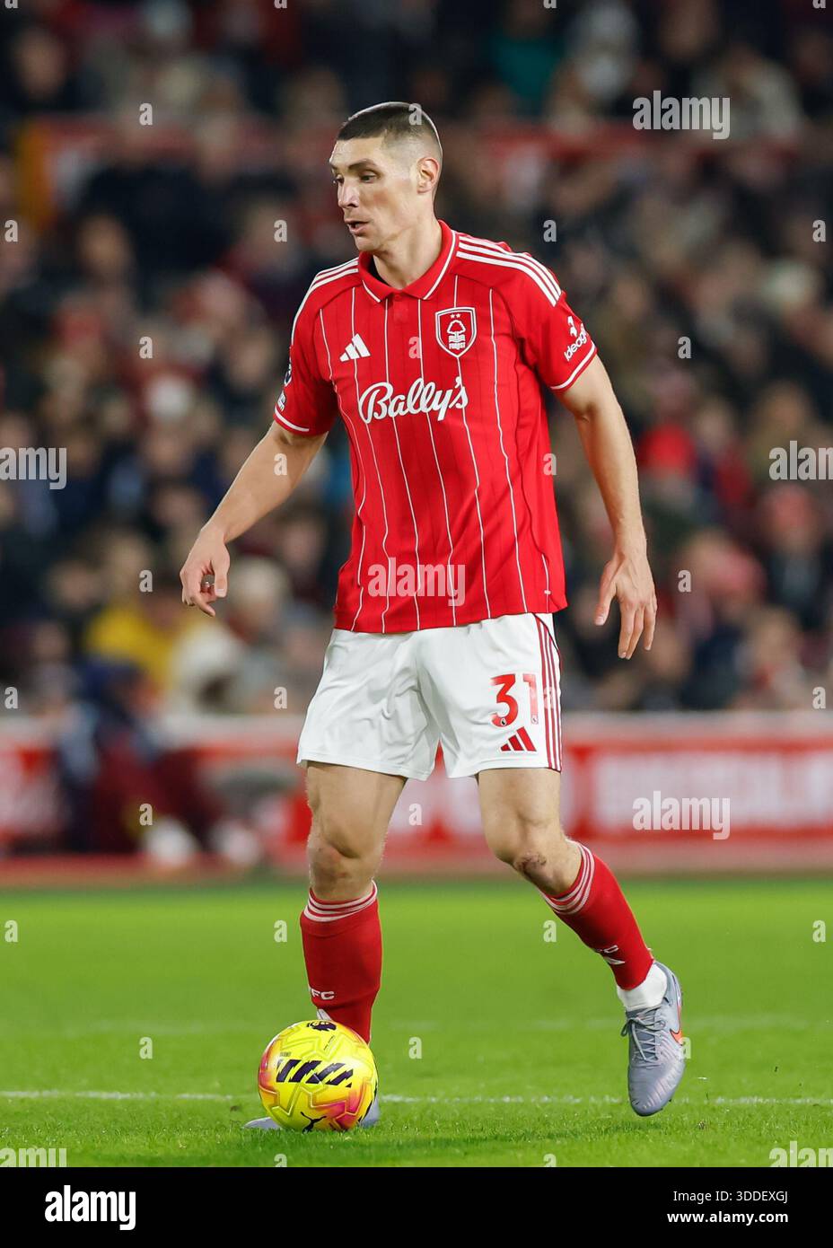 Nottingham England 30th December 2025 Nikola Milenkovic Of 