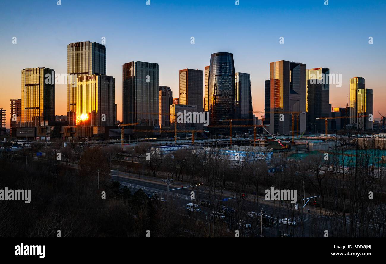 (260101) -- BEIJING, Jan. 1, 2026 (Xinhua) -- This photo taken on Jan ...
