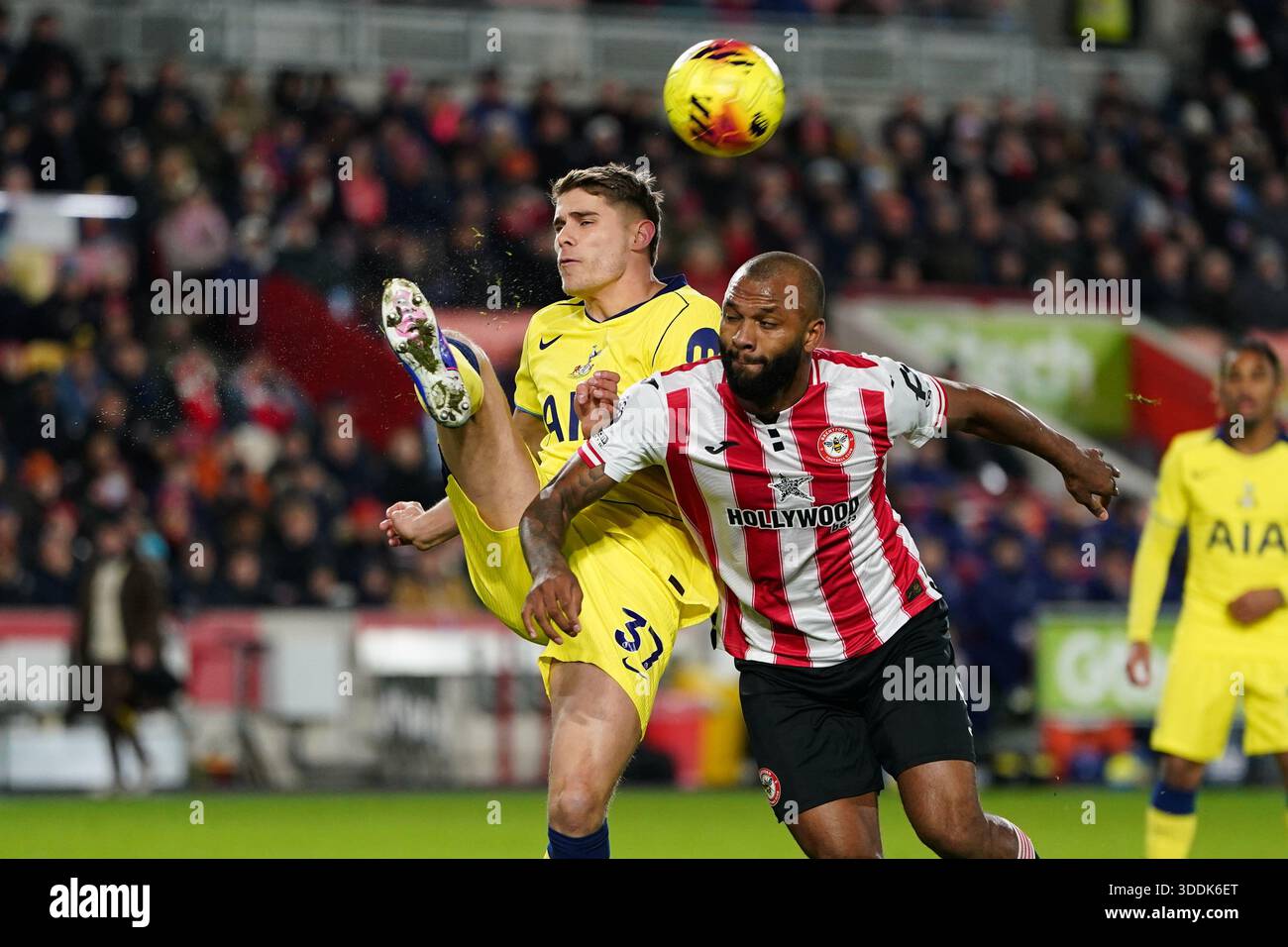Micky van de Ven of Tottenham Hotspur clears cross during the Premier ...