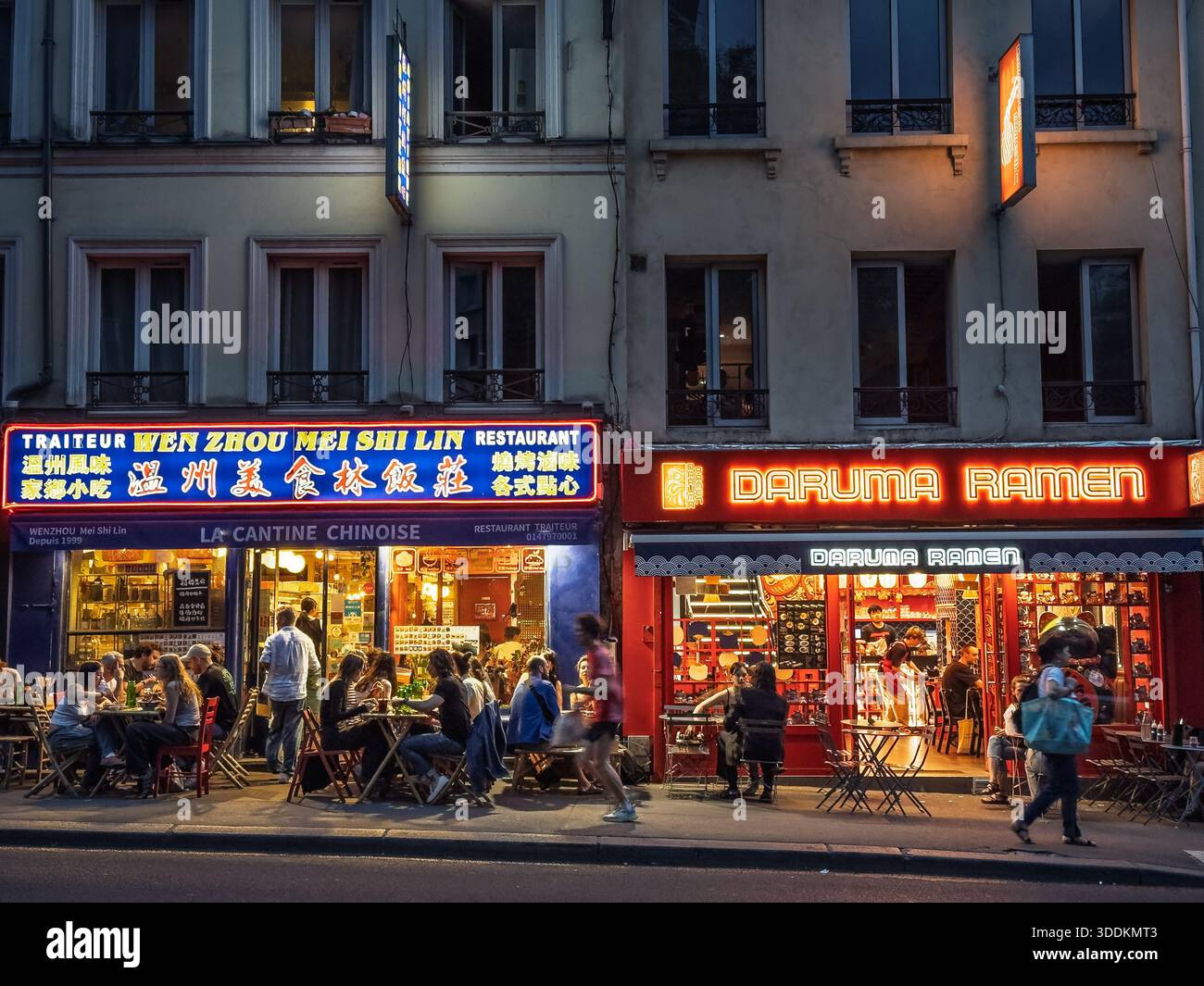 Belleville paris night hi-res stock photography and images - Alamy