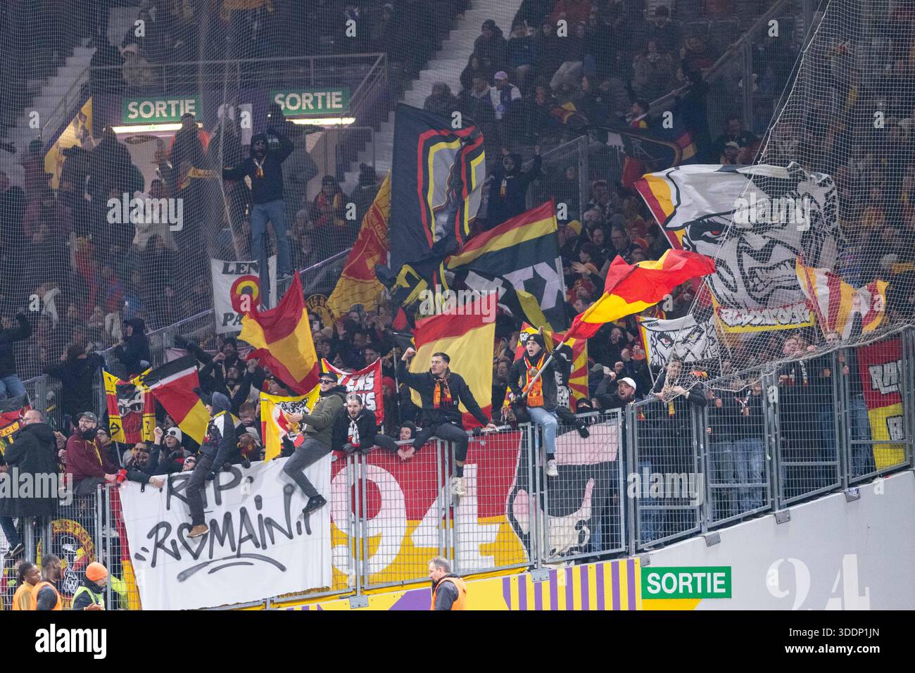 Fans of Lens during the French championship Ligue 1 football match ...