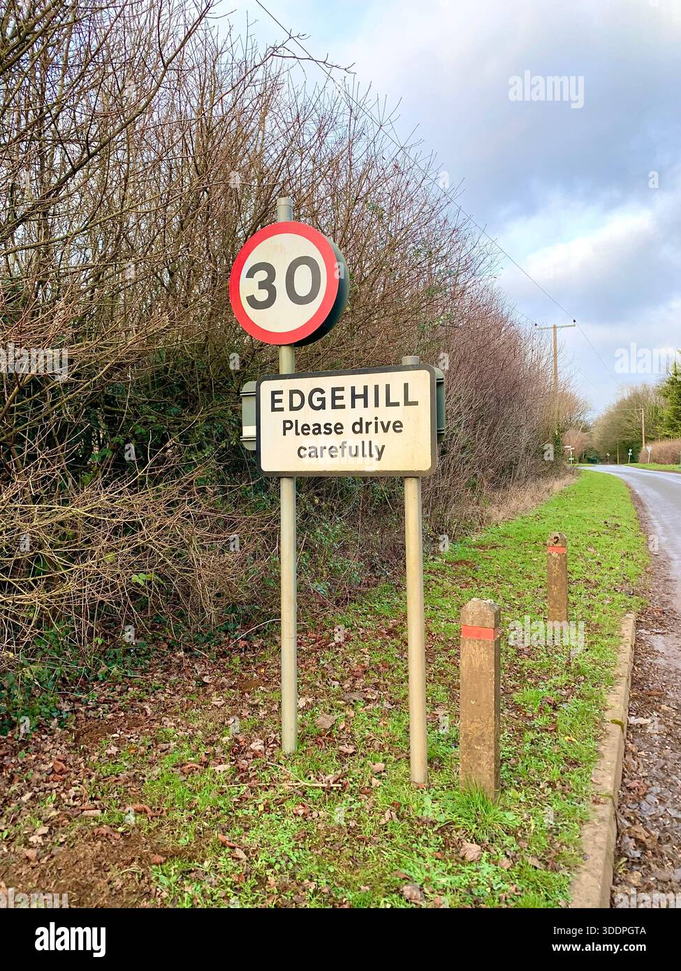 Dramatic Battle of Edgehill Warwickshire England The first major clash of the English civil war 23 October 1642 Royal cavalry led by Prince Rupert - Smartphone Captured Stock Image