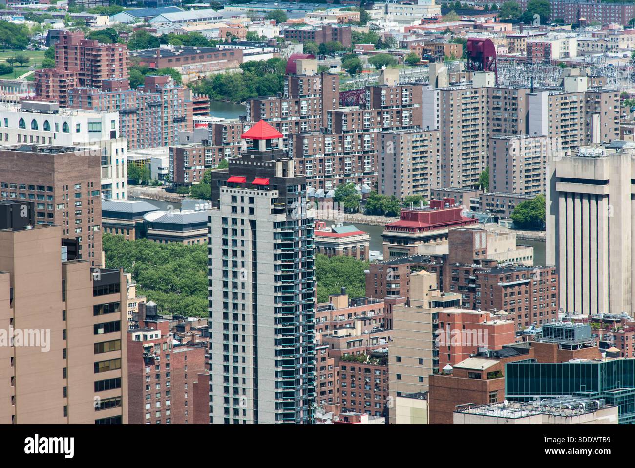 Aerial streets high rise buildings hi-res stock photography and images ...