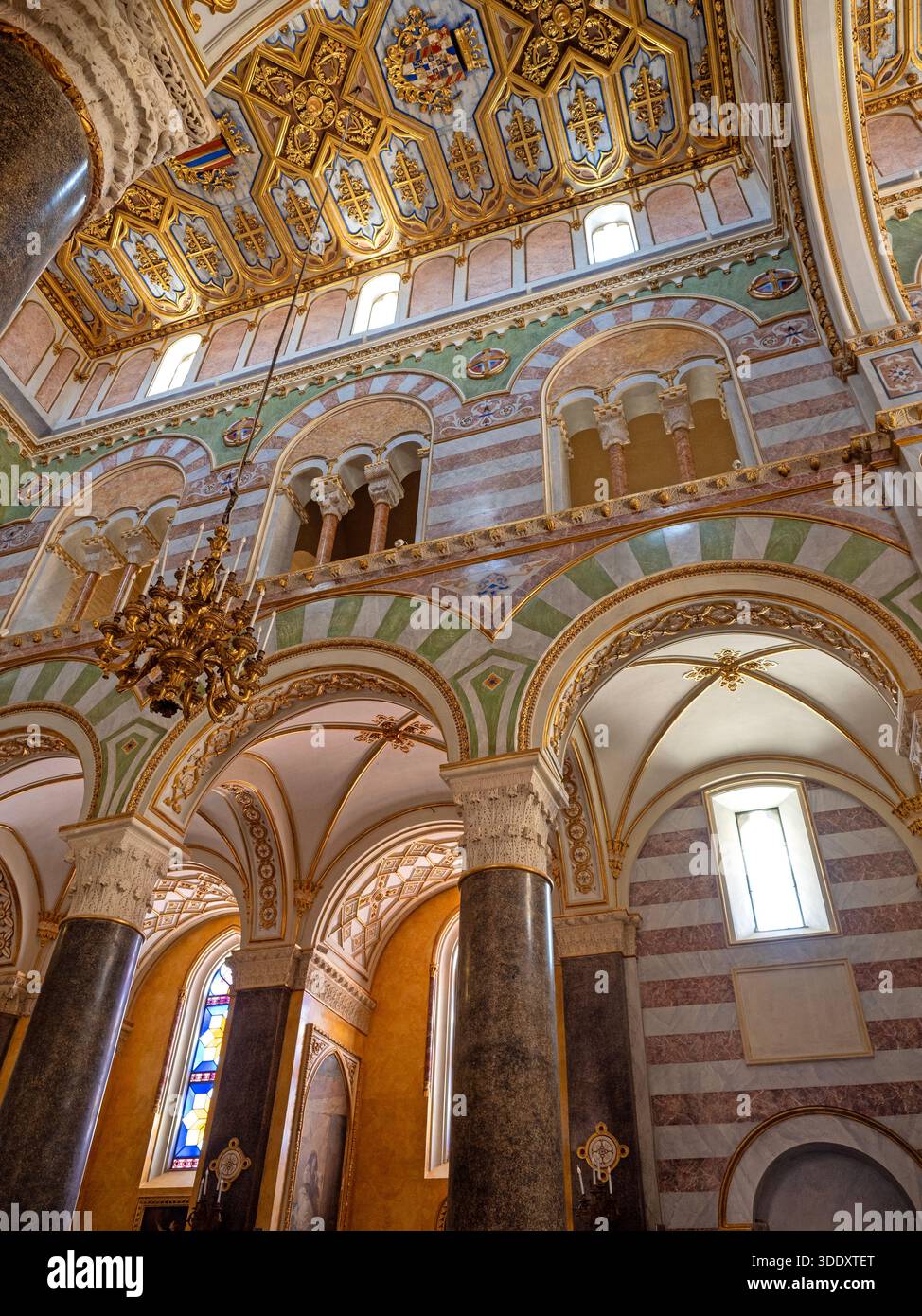 Mary of the assumption hi-res stock photography and images - Alamy
