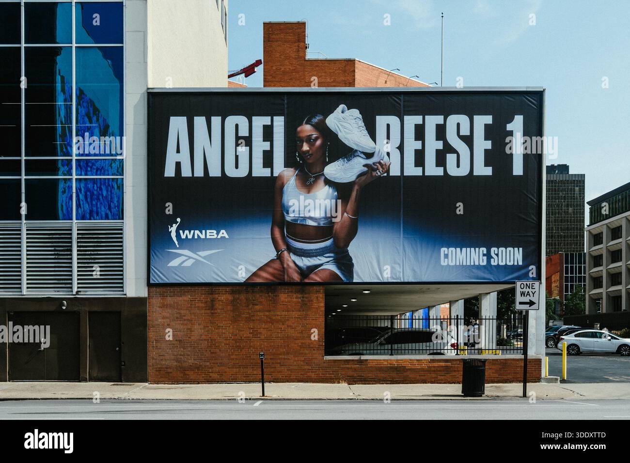 Angel reese hi-res stock photography and images - Alamy
