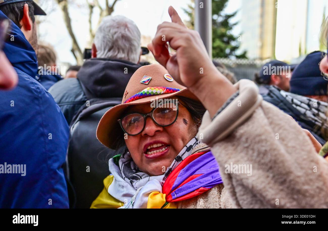 Demonstration Only January 4, 2026, Madrid, Madrid, SPAIN: Demonstration outside the ...