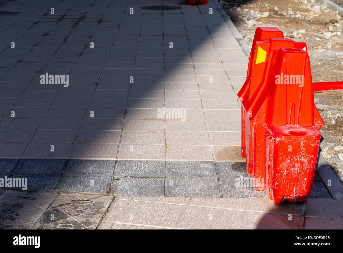 Pedestrian walkway paved red hi-res stock photography and images - Alamy