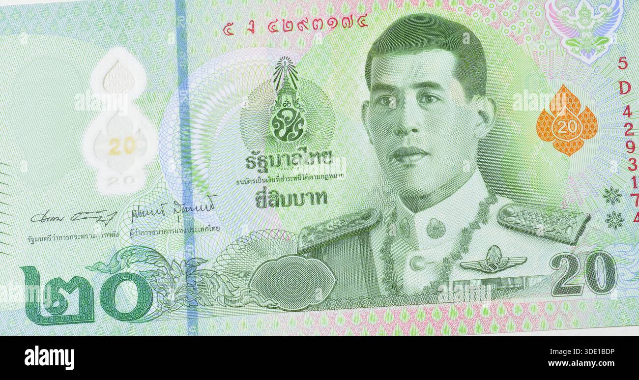 King vajiralongkorn hi-res stock photography and images - Alamy