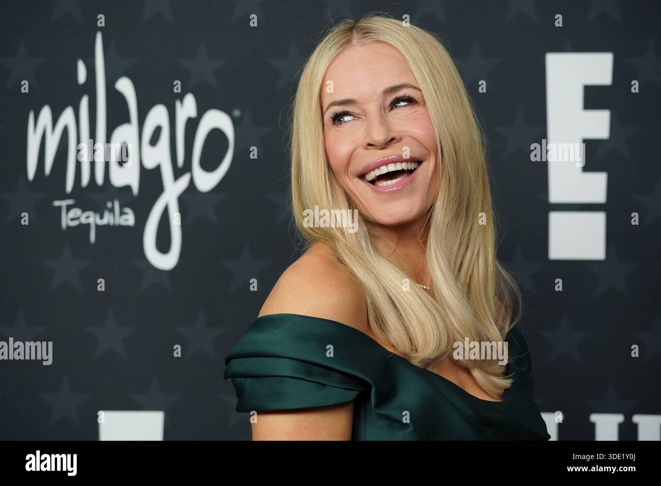 Chelsea Handler arrives at the 31st Annual Critics Choice Awards on ...