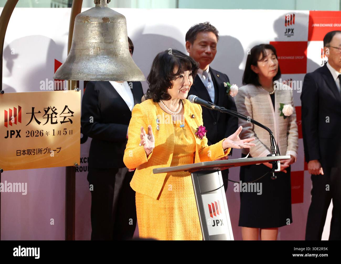 Tokyo, Japan. 5th Jan, 2026. Japanese Finance Minister Satsuki Katayama delivers a speech at a ceremony before the first trading of the year at the Tokyo Stock Exchange in Tokyo on Monday, January 5, 2025. Share prices of the Tokyo Stock Exchange soared over 1,000 yen from the last trading of the previous year. (photo by Yoshio Tsunoda/AFLO) Stock Photo