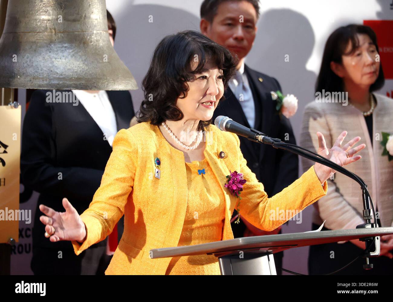 Tokyo, Japan. 5th Jan, 2026. Japanese Finance Minister Satsuki Katayama delivers a speech at a ceremony before the first trading of the year at the Tokyo Stock Exchange in Tokyo on Monday, January 5, 2025. Share prices of the Tokyo Stock Exchange soared over 1,000 yen from the last trading of the previous year. (photo by Yoshio Tsunoda/AFLO) Stock Photo