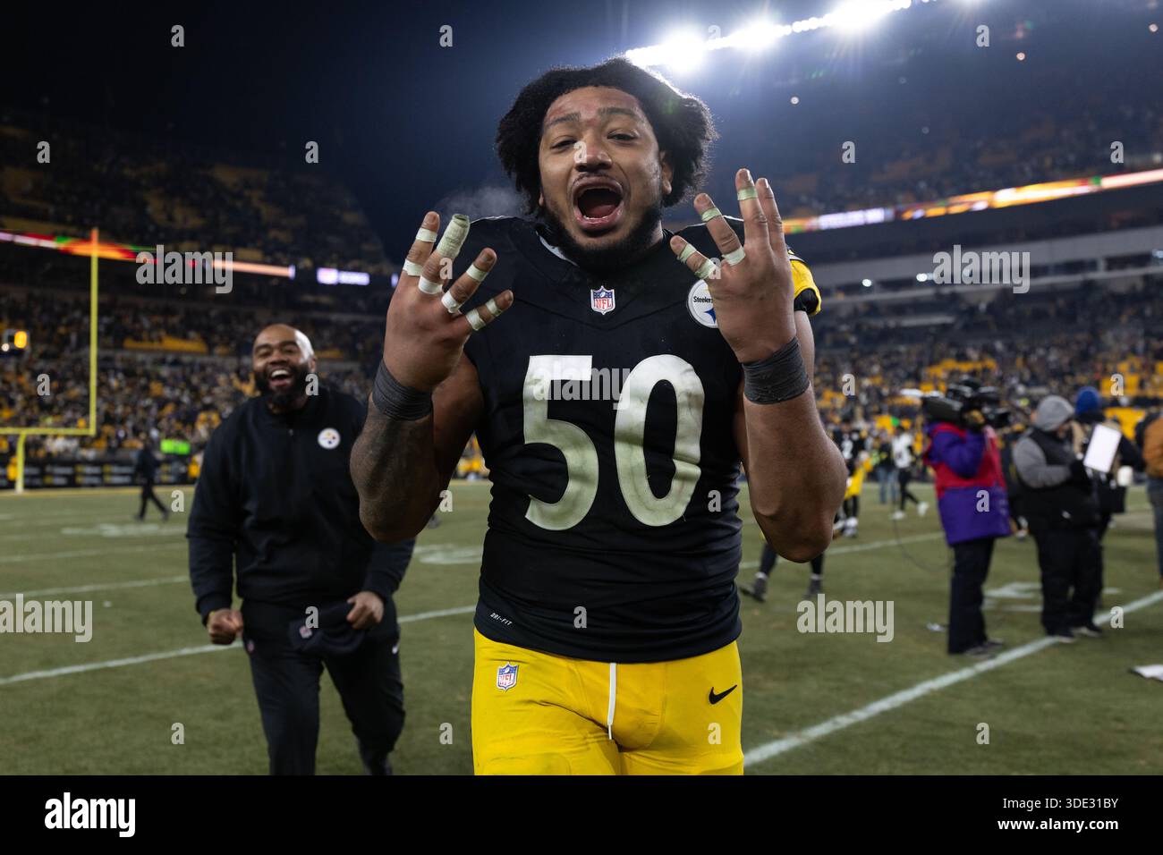 Pittsburgh Steelers linebacker Malik Harrison (50) reacts after an NFL ...