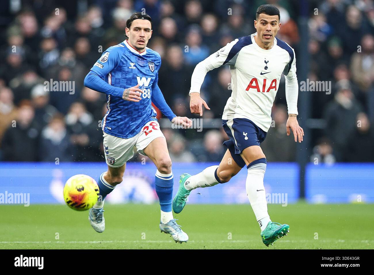 Photo Dédicacée Pedro Porro - Tottenham Hotspur - 2x4 Pouces - Signée Originale